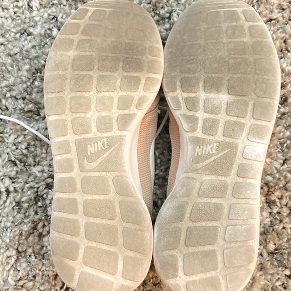 Nike Roshe One - Picture 6 of 7